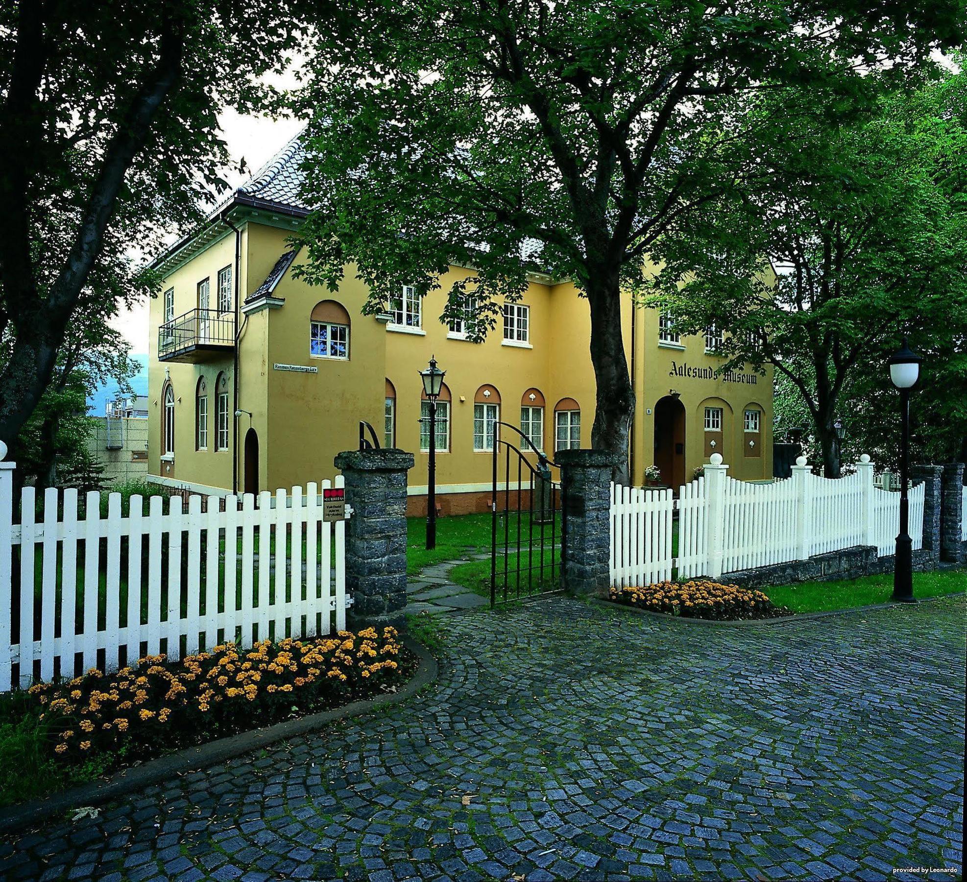 Ålesund Thon Partner Hotel Baronen מראה חיצוני תמונה