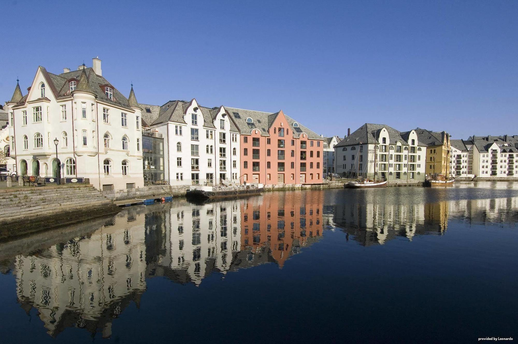 Ålesund Thon Partner Hotel Baronen מראה חיצוני תמונה